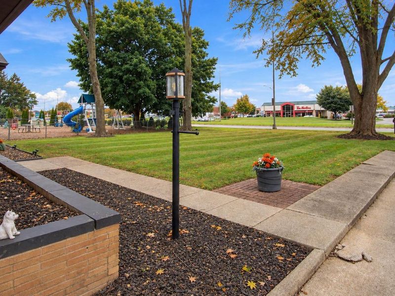 2611 Bethel Road, Columbus, OH 43220 Photo 7