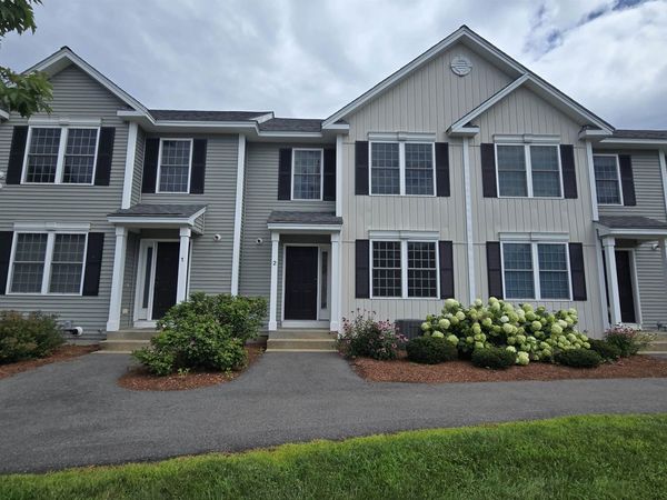 30 Brook Street, Unit 2, Derry, NH 03038