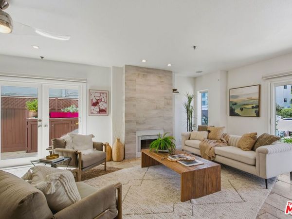 11838 Kiowa Avenue , Unit 101, Los Angeles, CA 90049