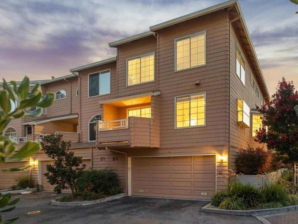 444 San Antonio Road , Unit 2D, Palo Alto, CA 94306