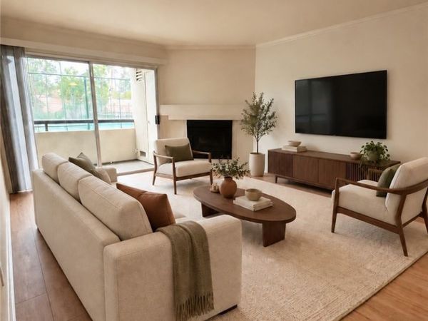 5520 Owensmouth Avenue, Unit 115, Woodland Hills, CA 91367