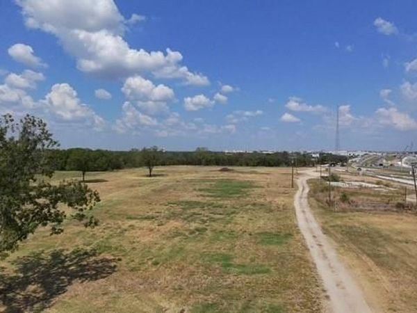 2235 N Interstate 35, Gainesville, TX 76240