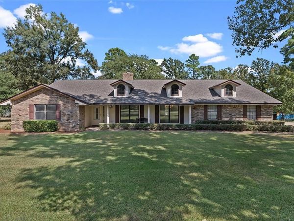 297 James Street, Benton, LA 71006