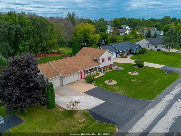 N1576 EVENING STAR DRIVE, Greenville, WI 54942