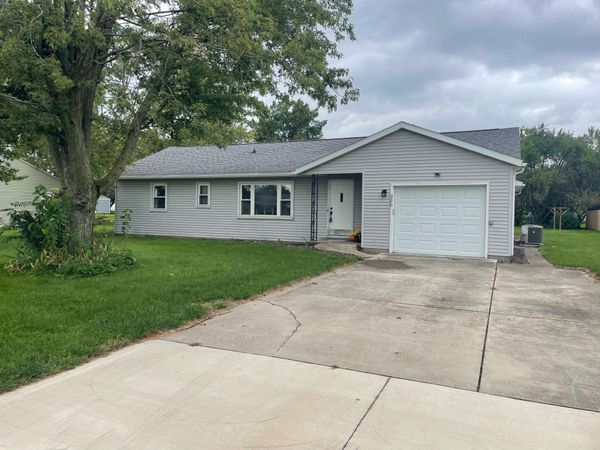 206 E North Street, Anna, OH 45302