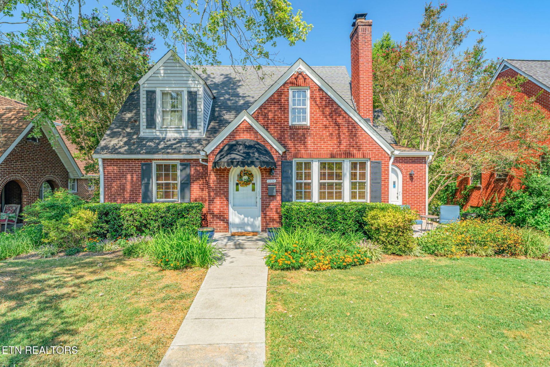 1731 Emoriland Blvd, Knoxville, TN 37917 Main Photo
