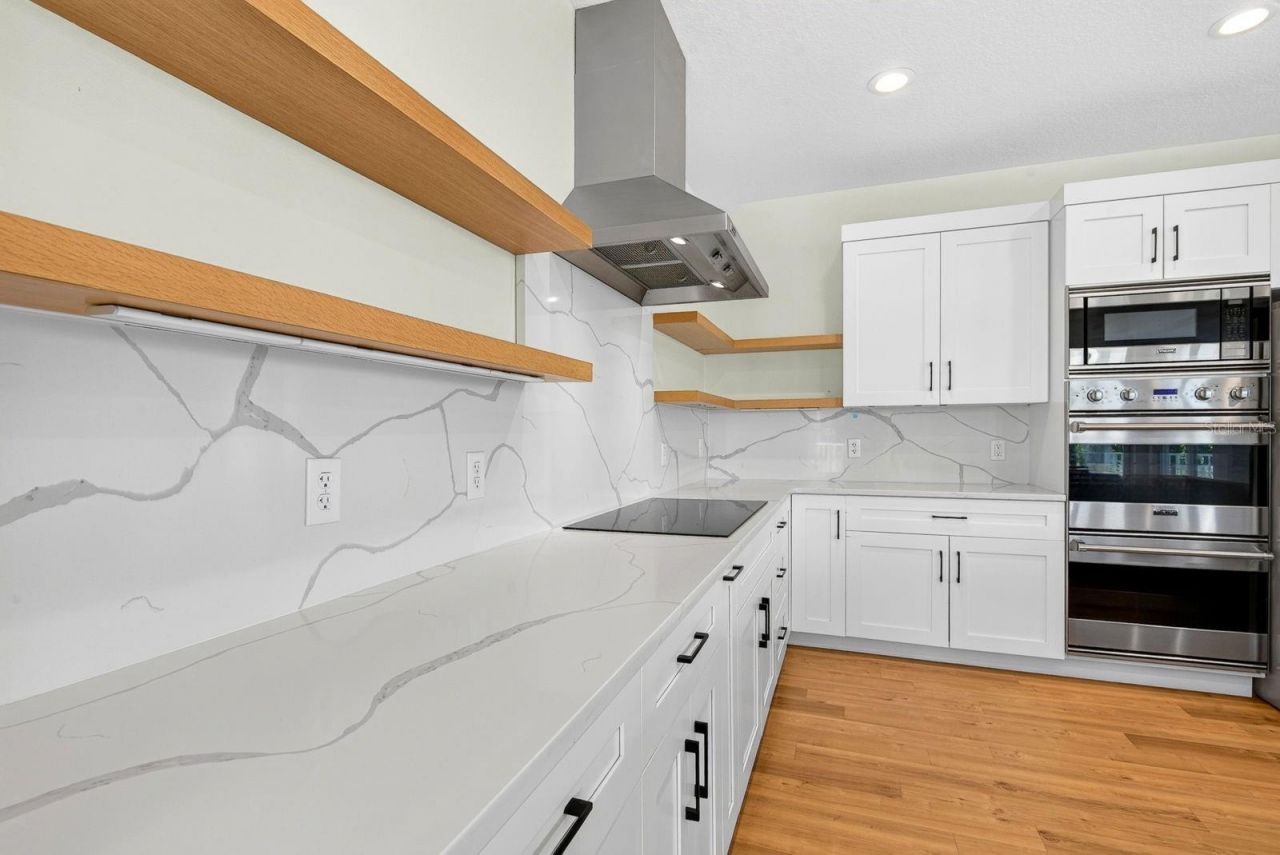 6900 Bochi Circle, Sarasota, FL 34242 Photo