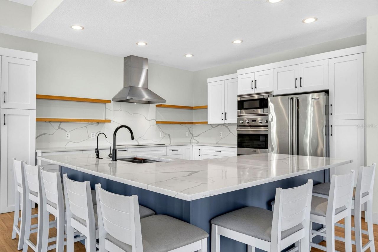 6900 Bochi Circle, Sarasota, FL 34242 Photo