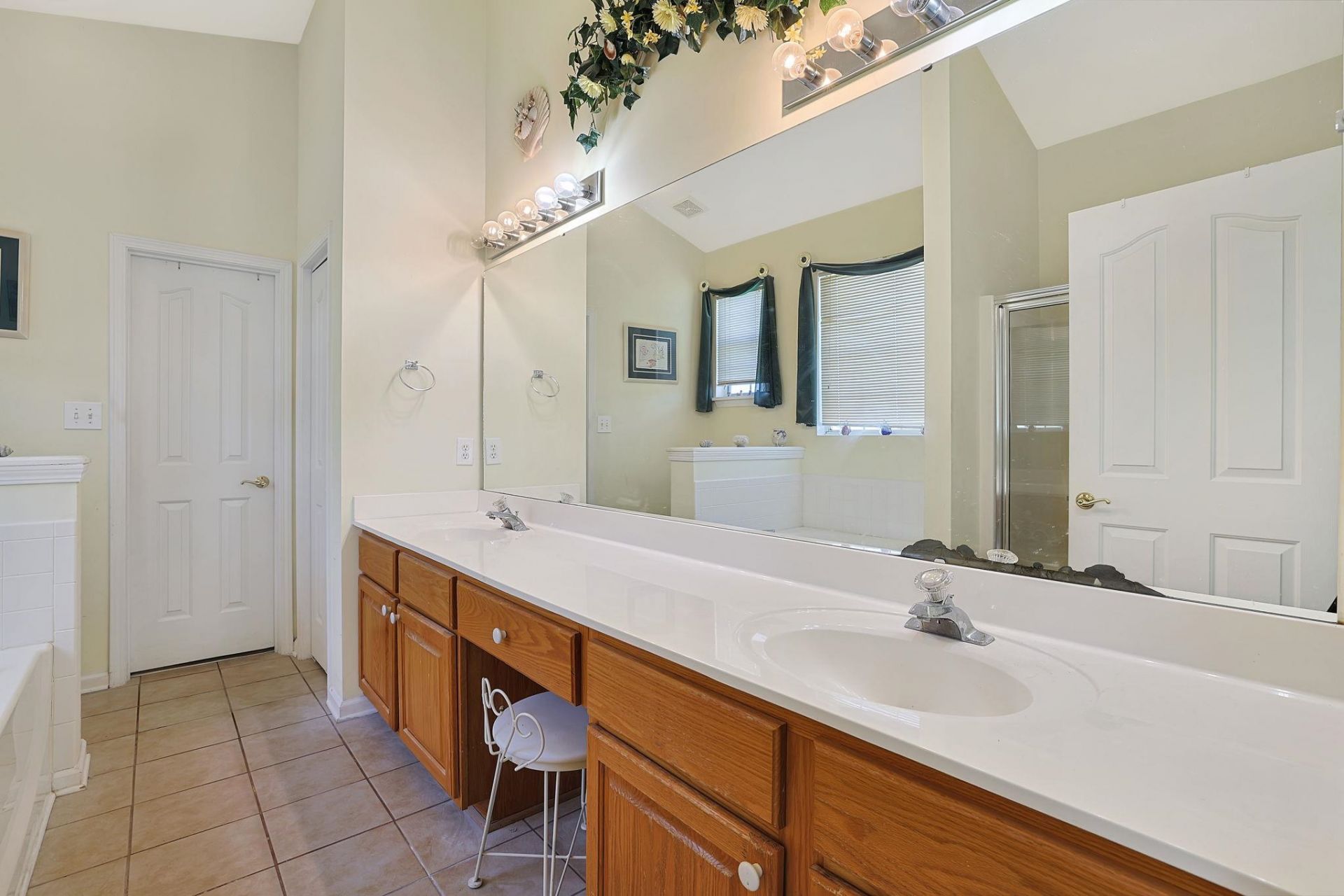 3891 Stillwood Dr.  Photo 17