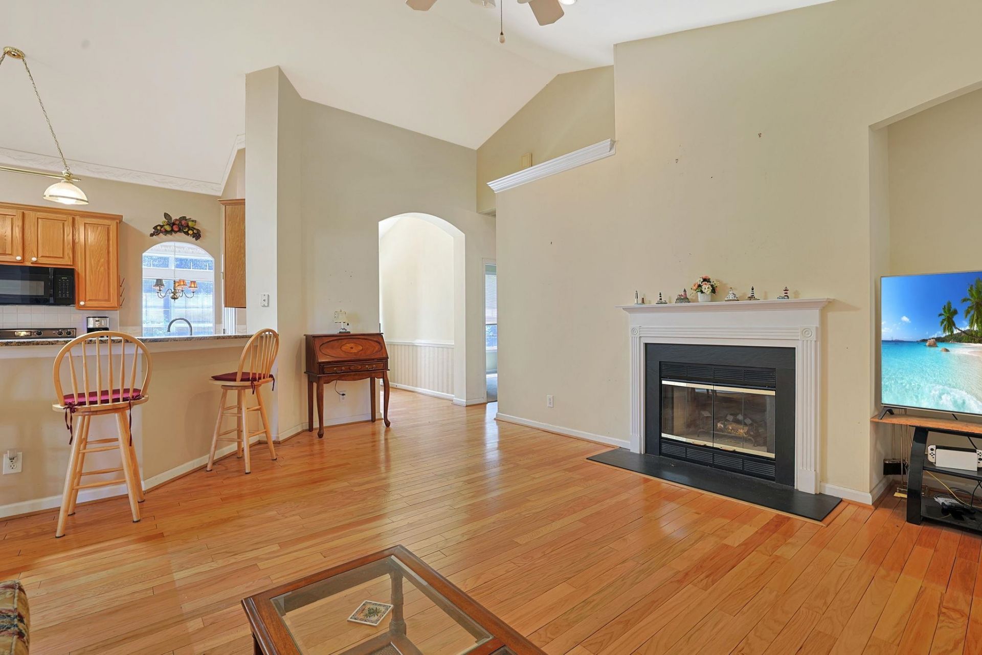3891 Stillwood Dr.  Photo 5