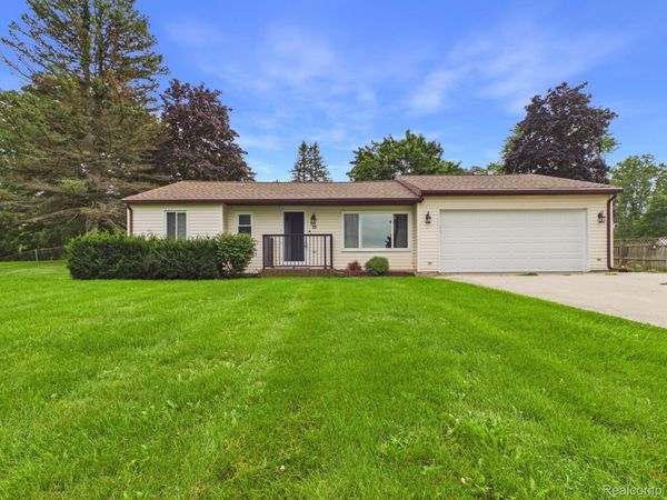 33 Davis Lake Road, Mayfield Township, Mi 48446