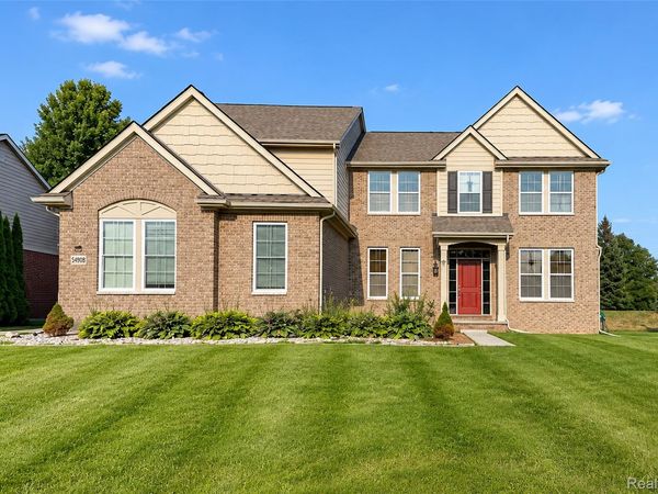 54908 N Grenelefe Circle W, Lyon Township, Mi 48178