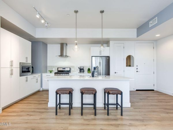 3131 N CENTRAL Avenue, Unit 5002, Phoenix, AZ 85012