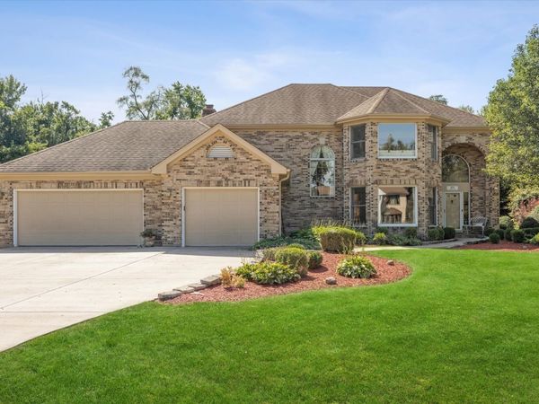 409 Claire Lane , Prospect Heights, IL 60070