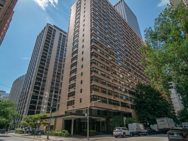 850 N Dewitt Place , Unit 4H, Chicago, IL 60611