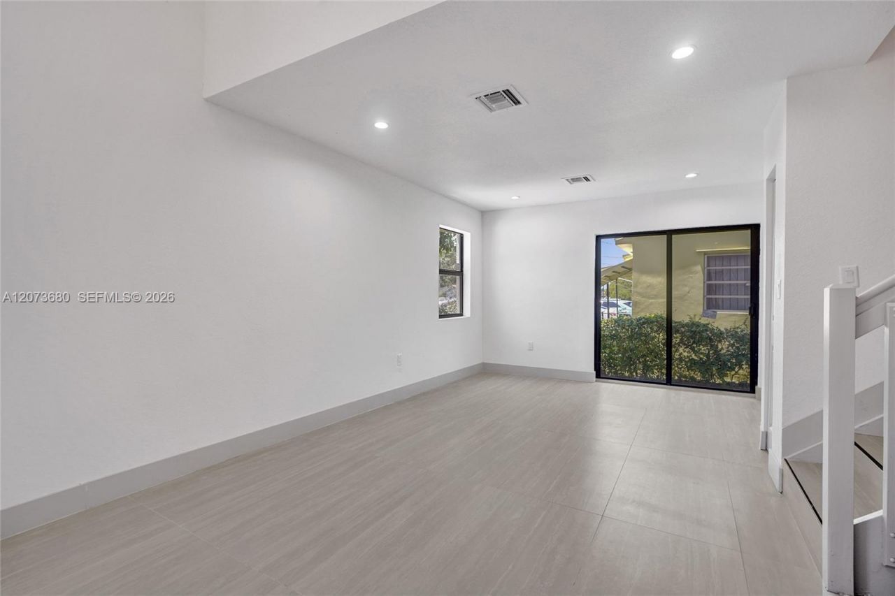 3053 NW 59th St, Unit 3053, Miami, FL 33142 Photo