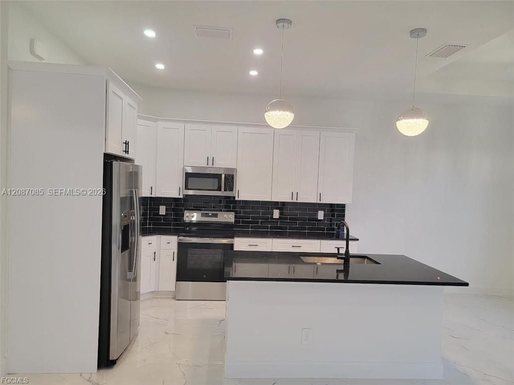 3415 E 36 St SW , Lehigh Acres, FL 33976 Photo