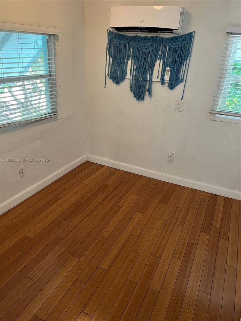 2967 SW 21st St, Unit G, Miami, FL 33145 Photo