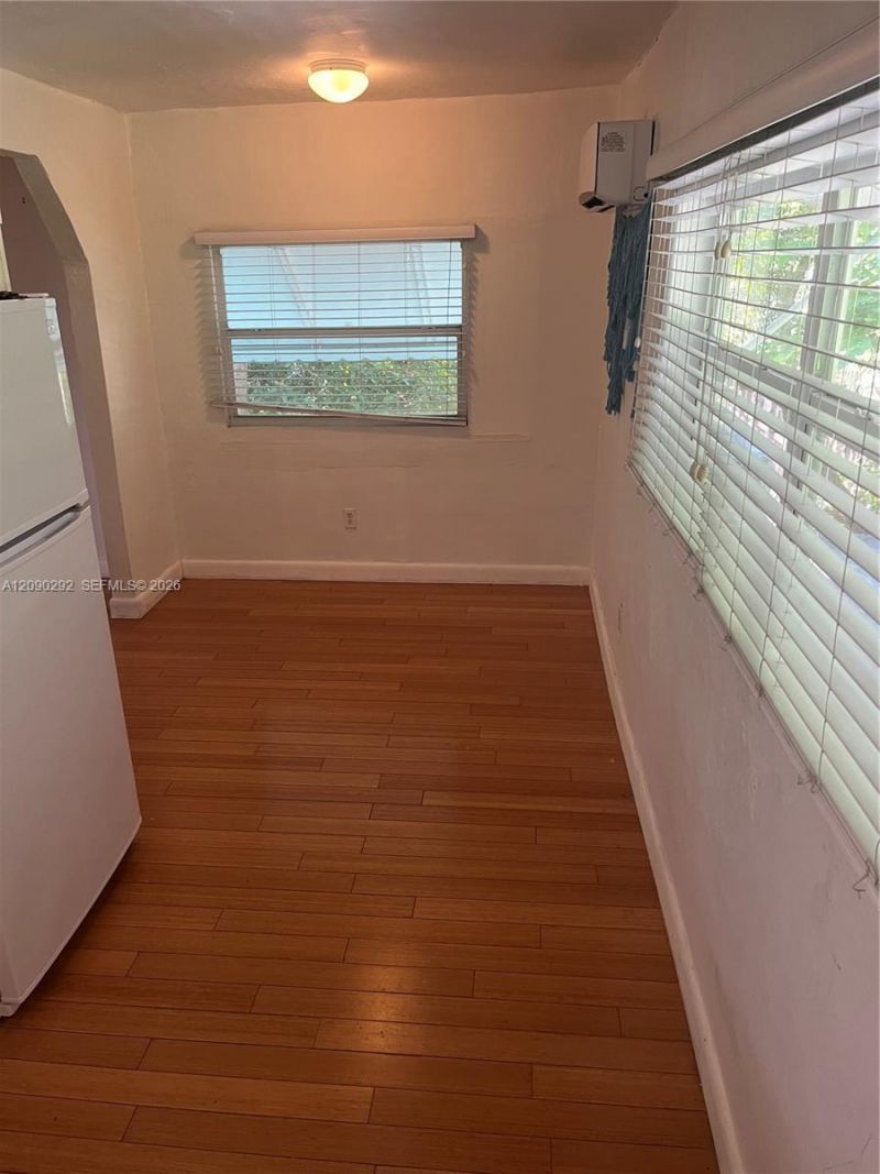 2967 SW 21st St, Unit G, Miami, FL 33145 Photo
