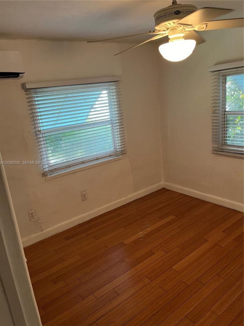 2967 SW 21st St, Unit G, Miami, FL 33145 Photo