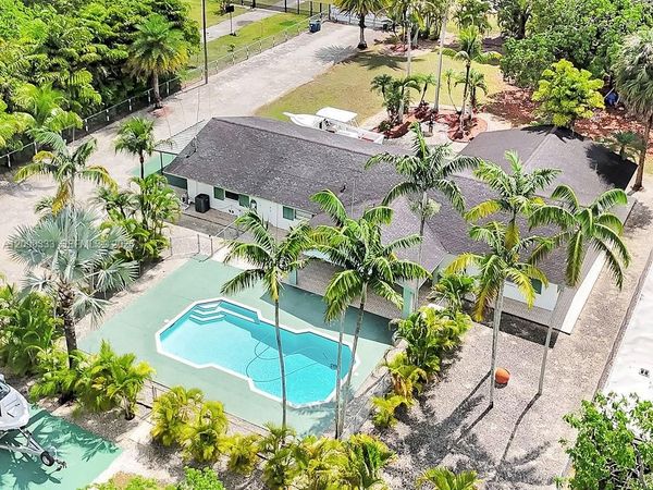 26100 SW 192nd Ave , Homestead, FL 33031