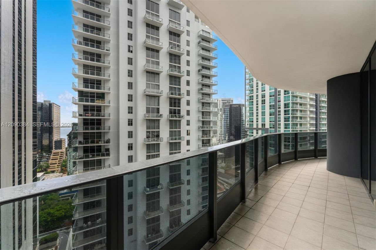 1000 Brickell Plz , Unit 2401, Miami, FL 33131 Photo