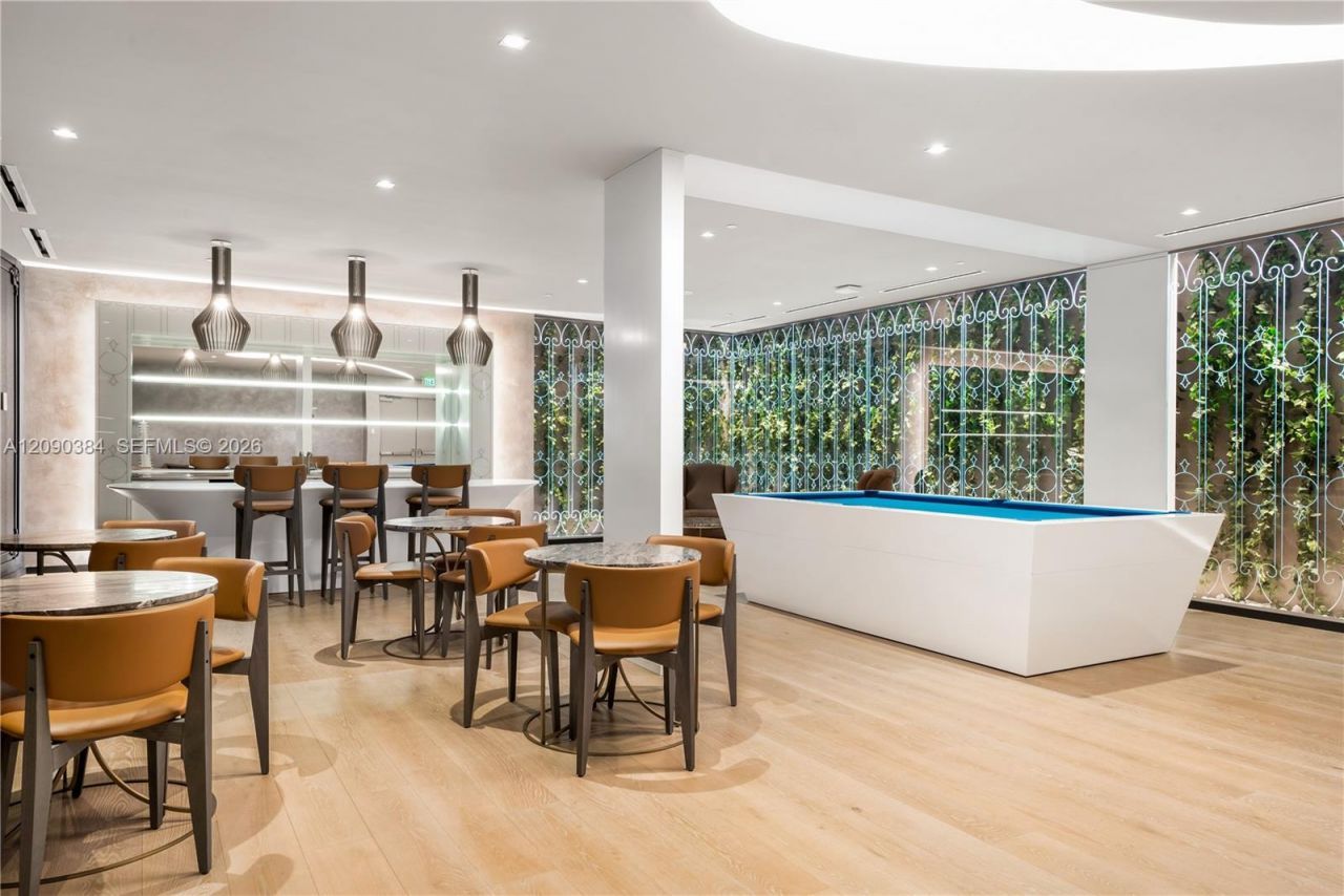 1000 Brickell Plz , Unit 2401, Miami, FL 33131 Photo