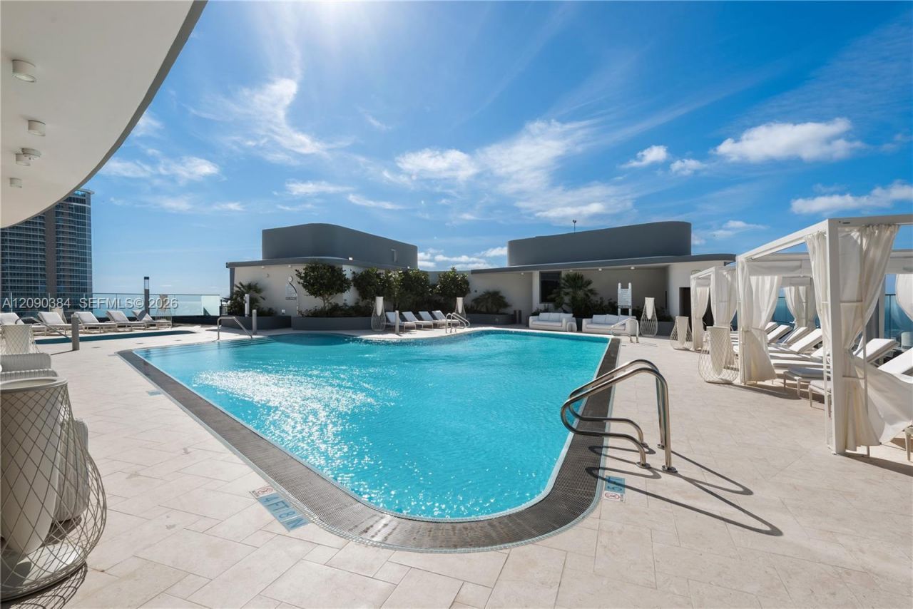 1000 Brickell Plz , Unit 2401, Miami, FL 33131 Photo