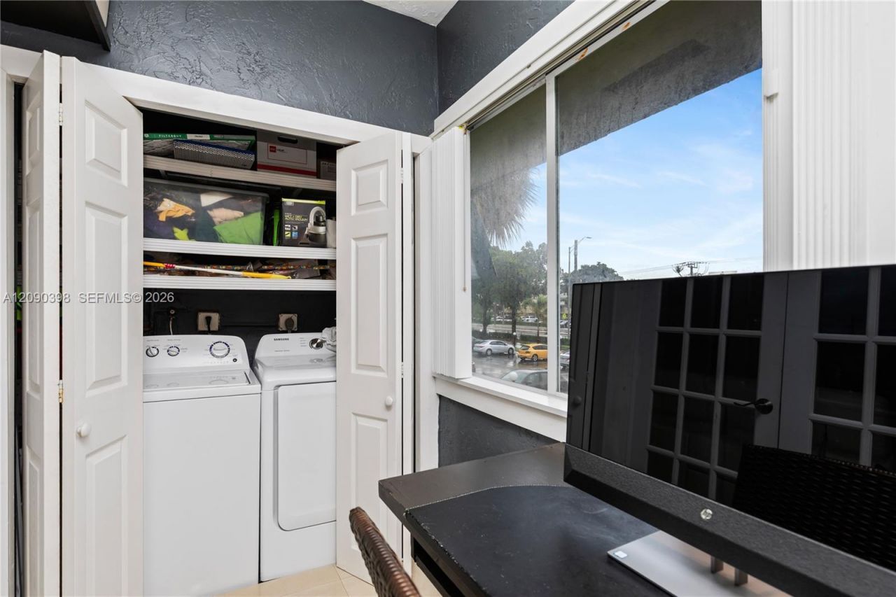 8400 W Sample Rd , Unit 206, Coral Springs, FL 33065 Photo