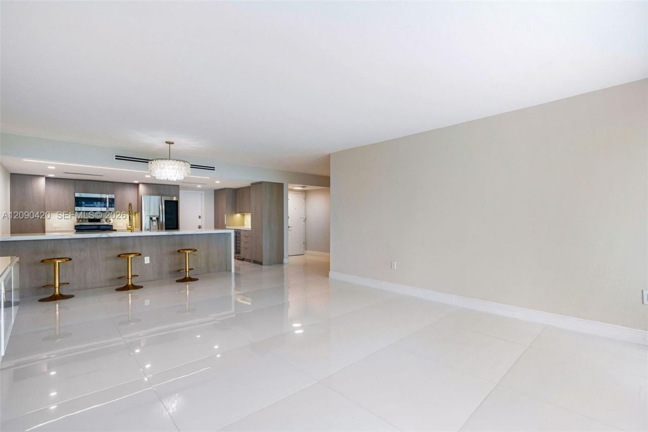 155 Ocean Lane Dr, Unit 413, Key Biscayne, FL 33149 Photo