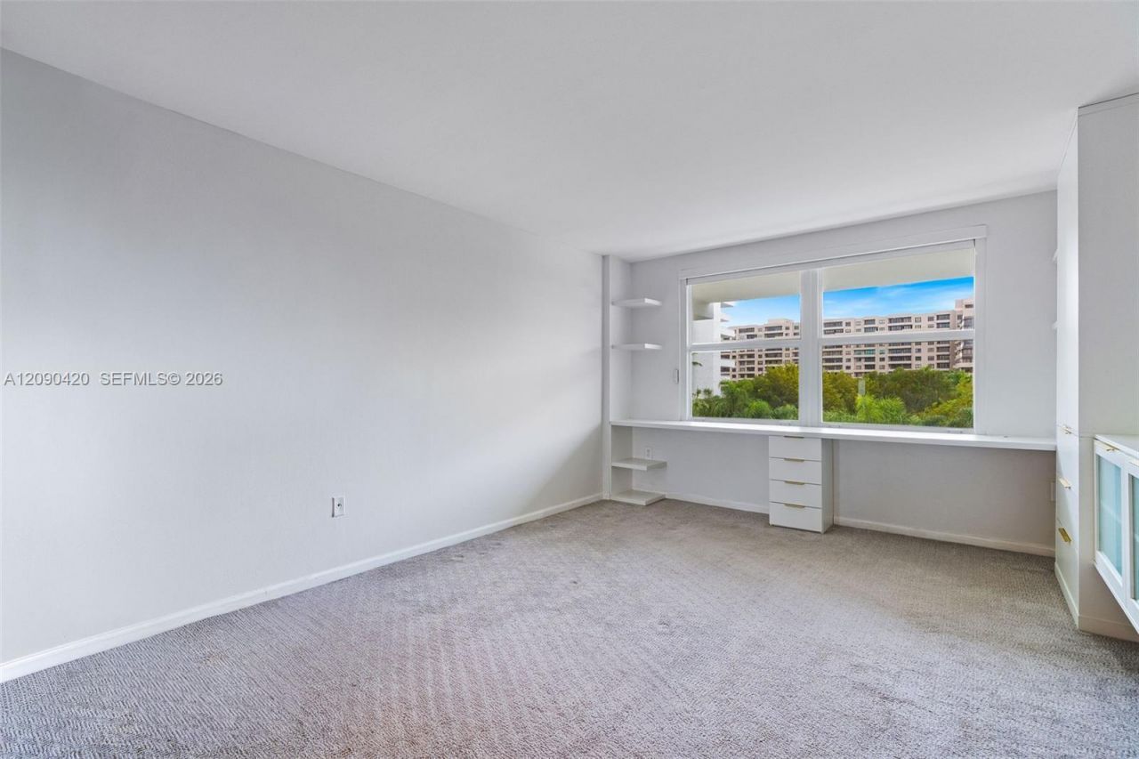 155 Ocean Lane Dr, Unit 413, Key Biscayne, FL 33149 Photo