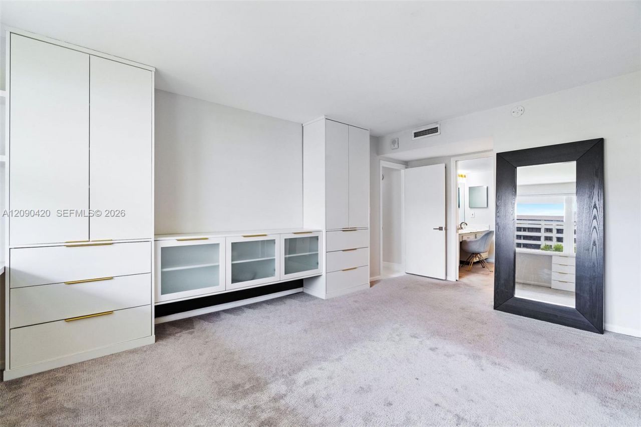 155 Ocean Lane Dr, Unit 413, Key Biscayne, FL 33149 Photo