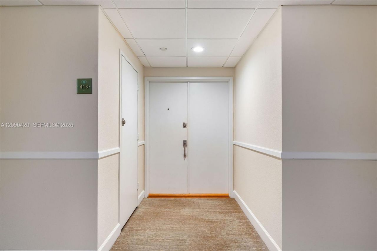 155 Ocean Lane Dr, Unit 413, Key Biscayne, FL 33149 Photo