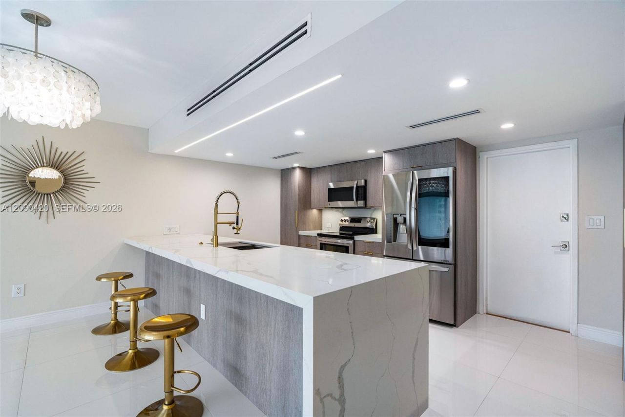 155 Ocean Lane Dr, Unit 413, Key Biscayne, FL 33149 Photo