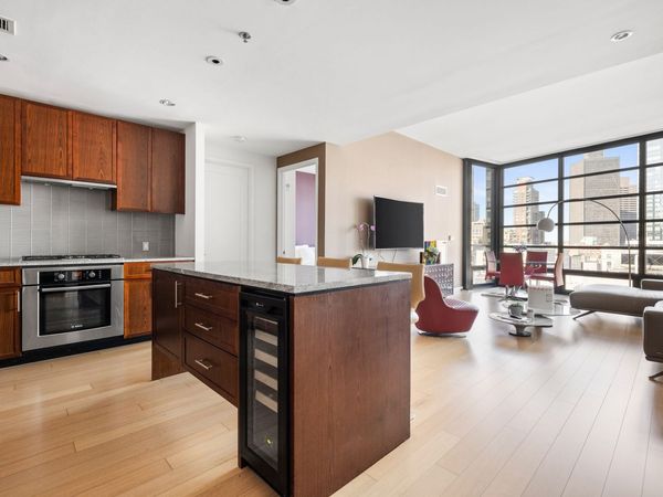 580 Washington Street, Unit PH05, Boston, MA 02111