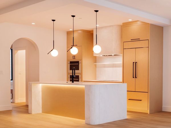 79 Park St, Unit 2, Brookline, MA 02446
