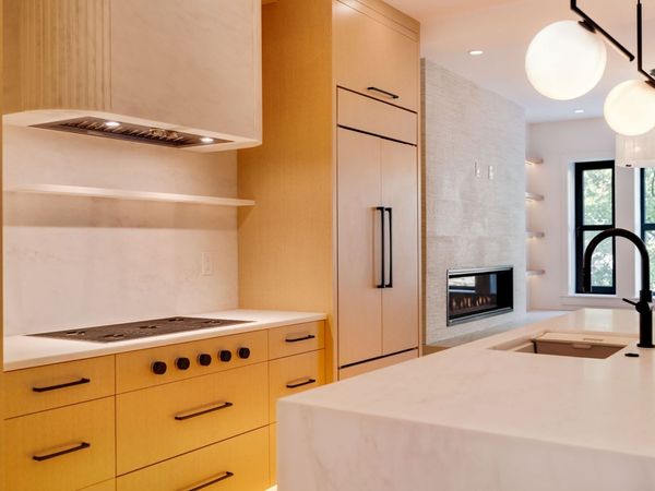 79 Park St, Unit 2, Brookline, MA 02446