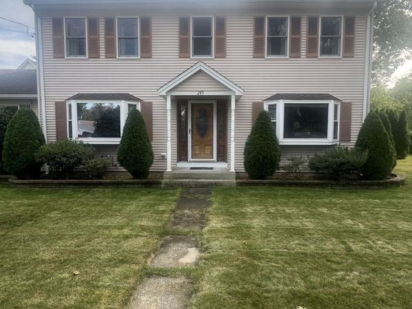 245 North St, Agawam, MA 01030