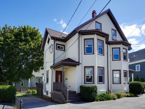 9 Ash St, Unit 1, Belmont, MA 02478