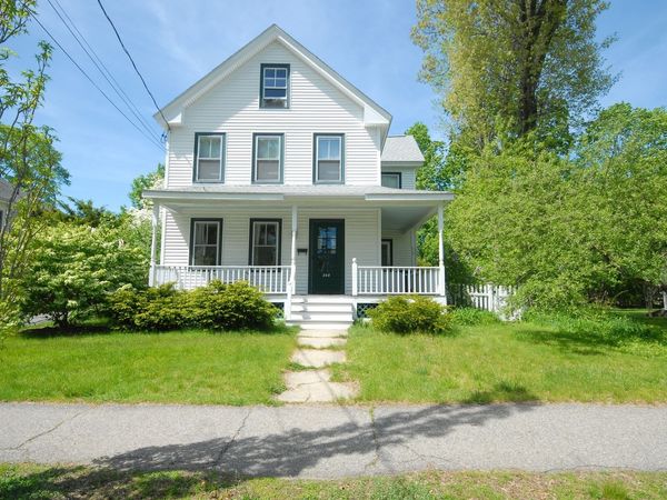208 Central St., Concord, MA 01742