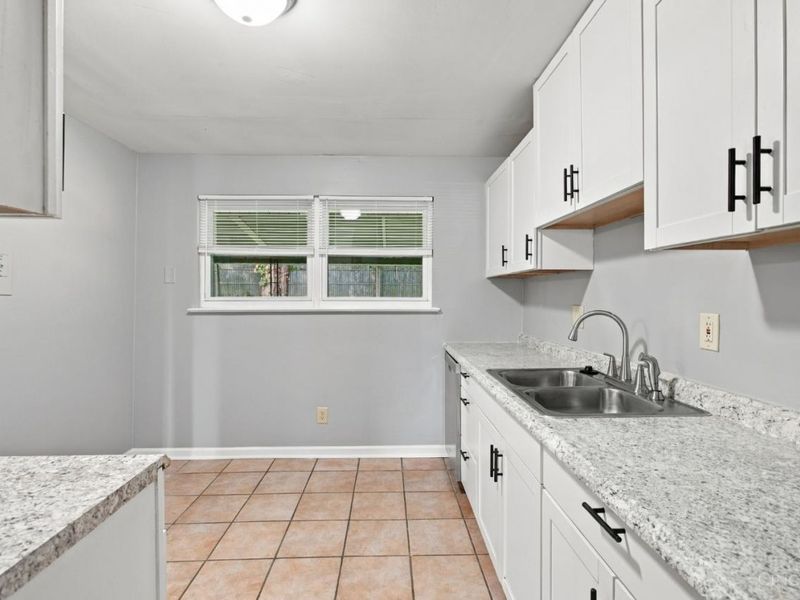 11559 Fremantle Drive, Forest Park, OH 45240 Photo 13