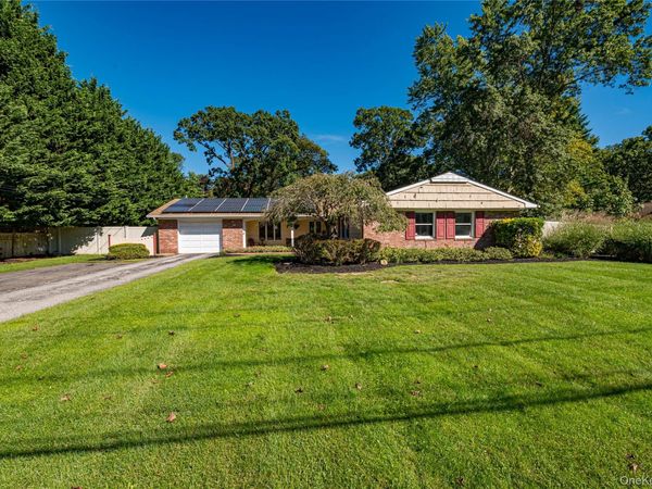 3 High Gate Drive, East Setauket, NY 11733