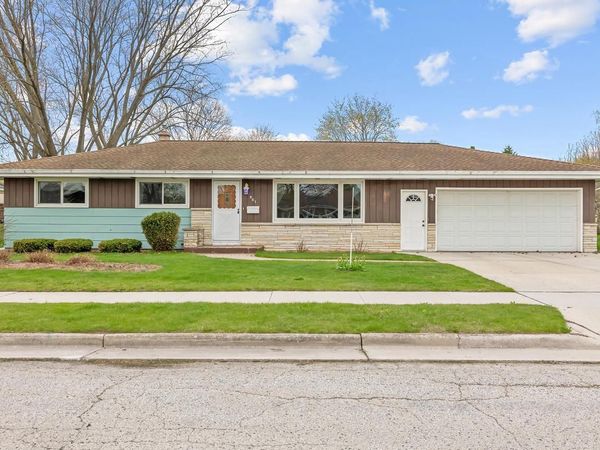 901 Dewey STREET, Kiel, WI 53042