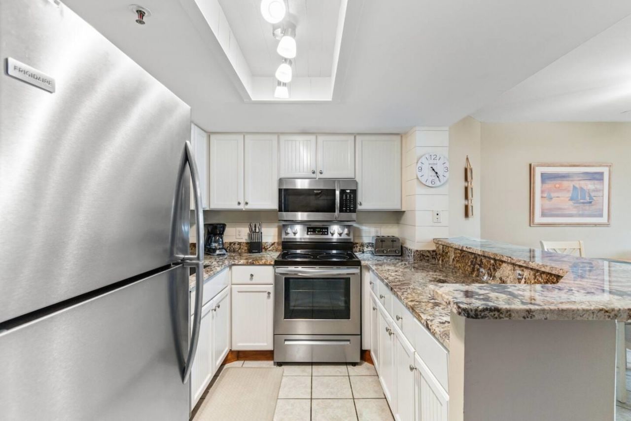 5511 North Ocean Blvd.  Photo 12