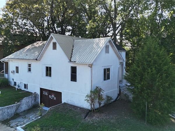 336 N 2nd Street , Poplar Bluff, MO 63901