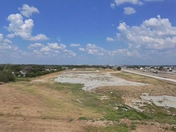 0 I -35 Highway, Gainesville, TX 76240