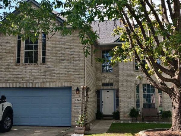 9322 Camino Venado, Helotes, TX 78023