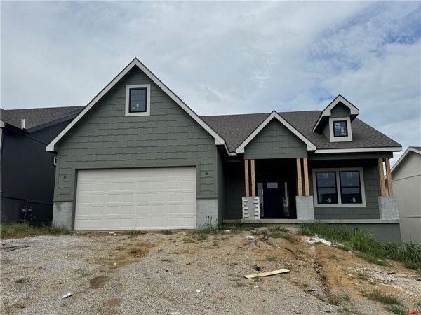 2148 Black Walnut Drive, Liberty, MO 64068