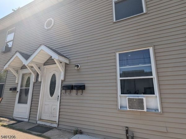 7 Prospect St, Unit 7B, Belvidere, NJ 07823