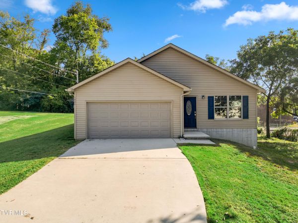 1440 Ault Road, Knoxville, TN 37914